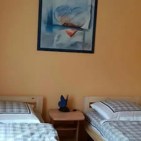Fuer 4 Personen 50 M² *